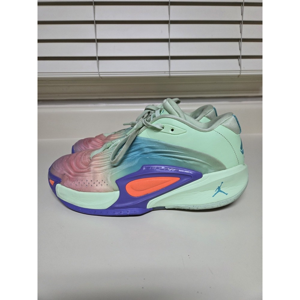 Nike Air Jordan Luka 3 Mens Size 10.5 Green Pink Athletic Running Shoes Sneakers - Picture 4 of 9